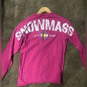 Tourist shirt - Snowmass CO  pink long sleeve shirt size Small